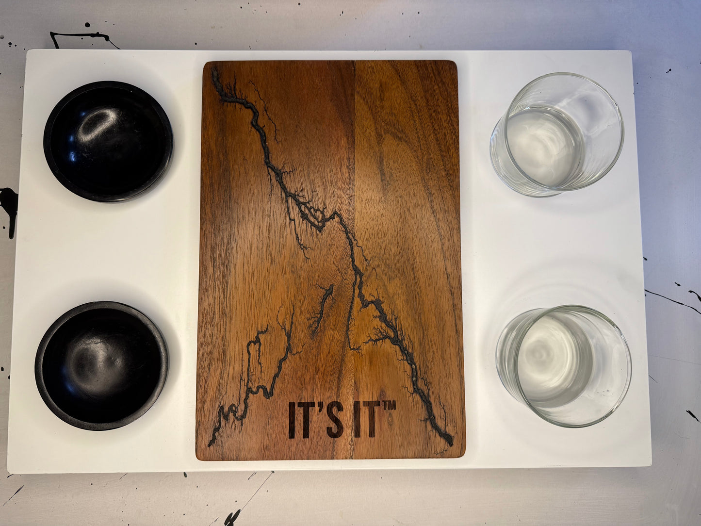 IT’S IT™️ 🔥 The Vendome Serve De Suite®️