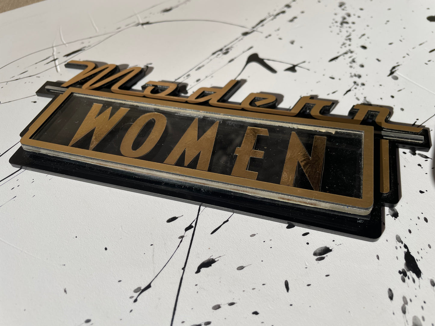 TOAST Modern Women Sign🔥